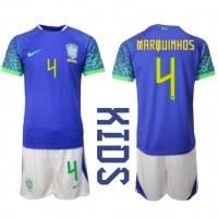 Koszulka piłkarska Brazylia Marquinhos #4 Strój wyjazdowy dla dzieci MŚ 2022 tanio Krótki Rękaw (+ Krótkie spodenki)